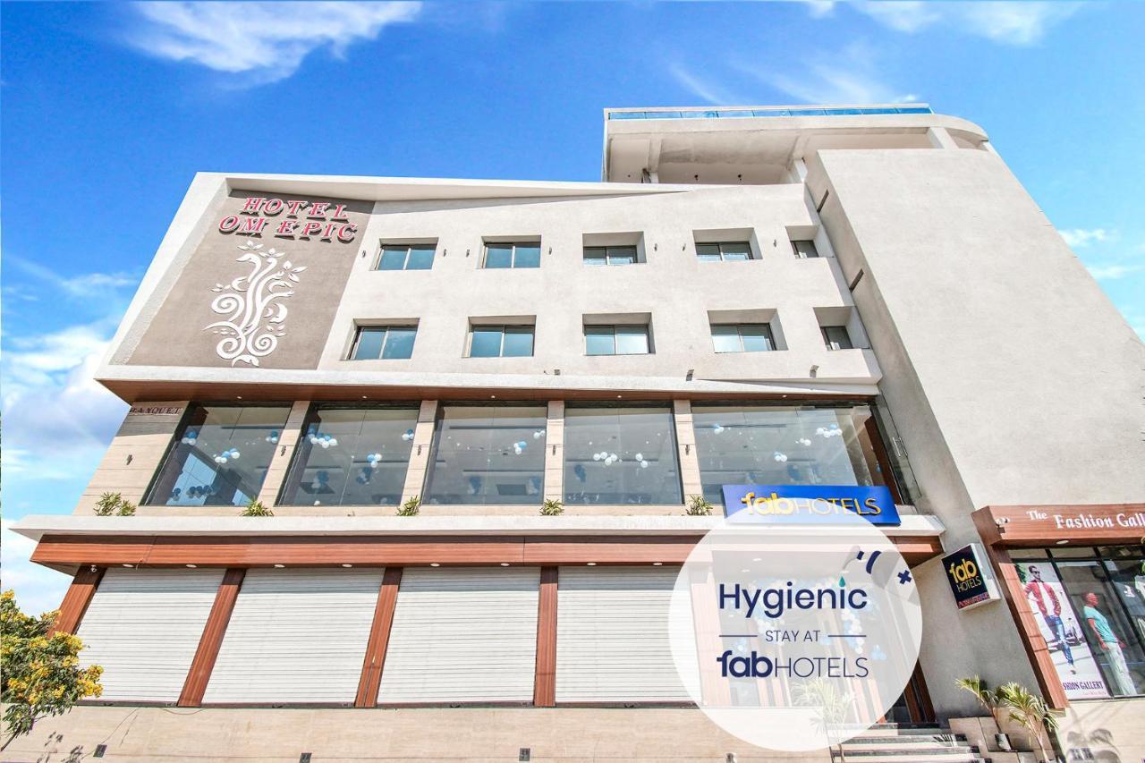 Fabhotel Prime Om Epic Vijay Nagar Индор Екстериор снимка
