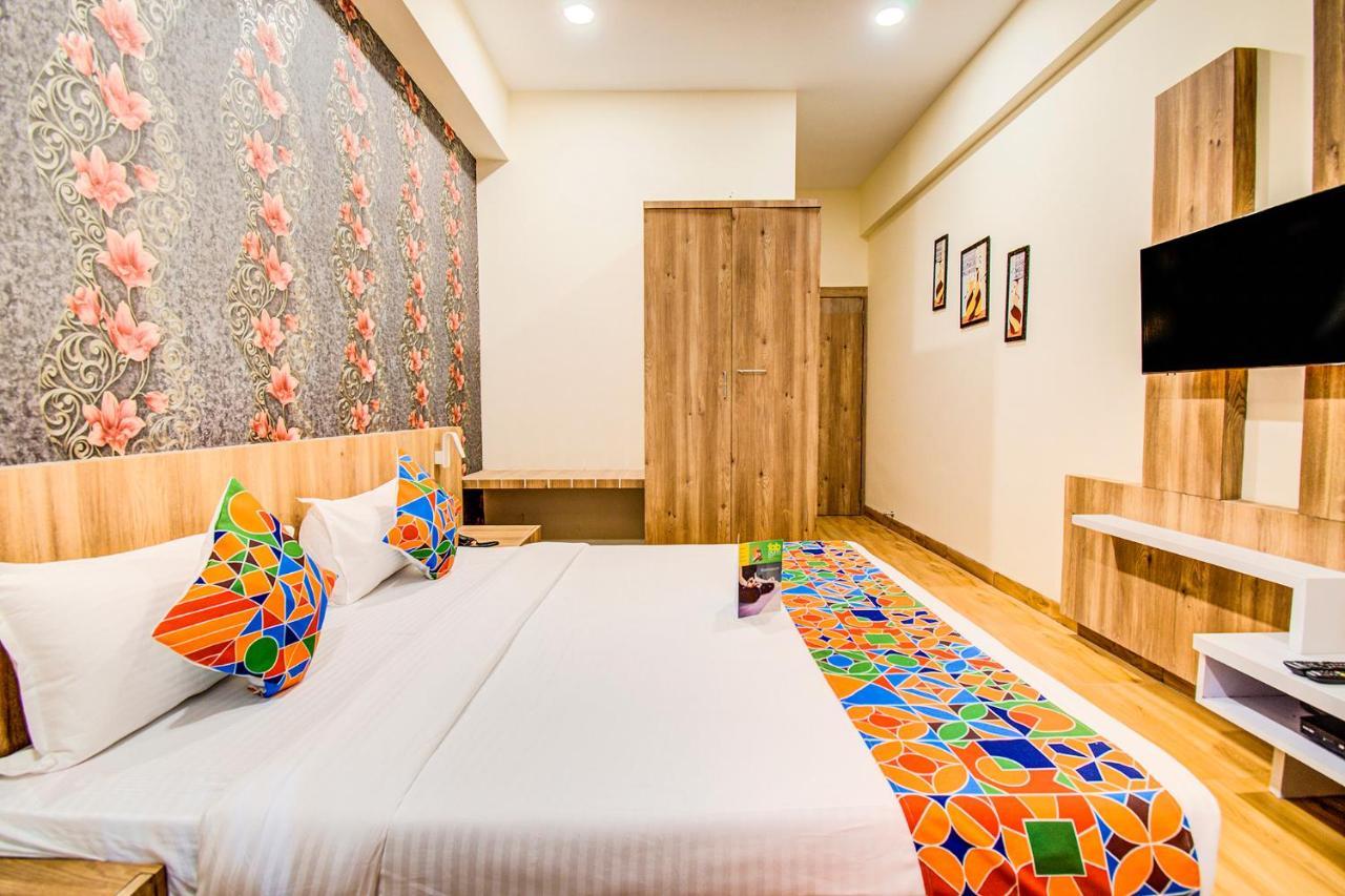 Fabhotel Prime Om Epic Vijay Nagar Индор Екстериор снимка